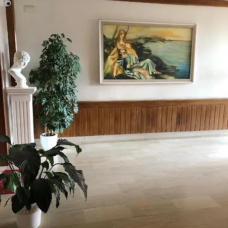 La Pigna Apartment *